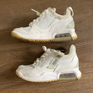 WMNS JORDAN MA2 'WHITE SESAME' Sneakers